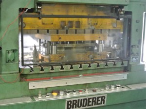60 Ton Press